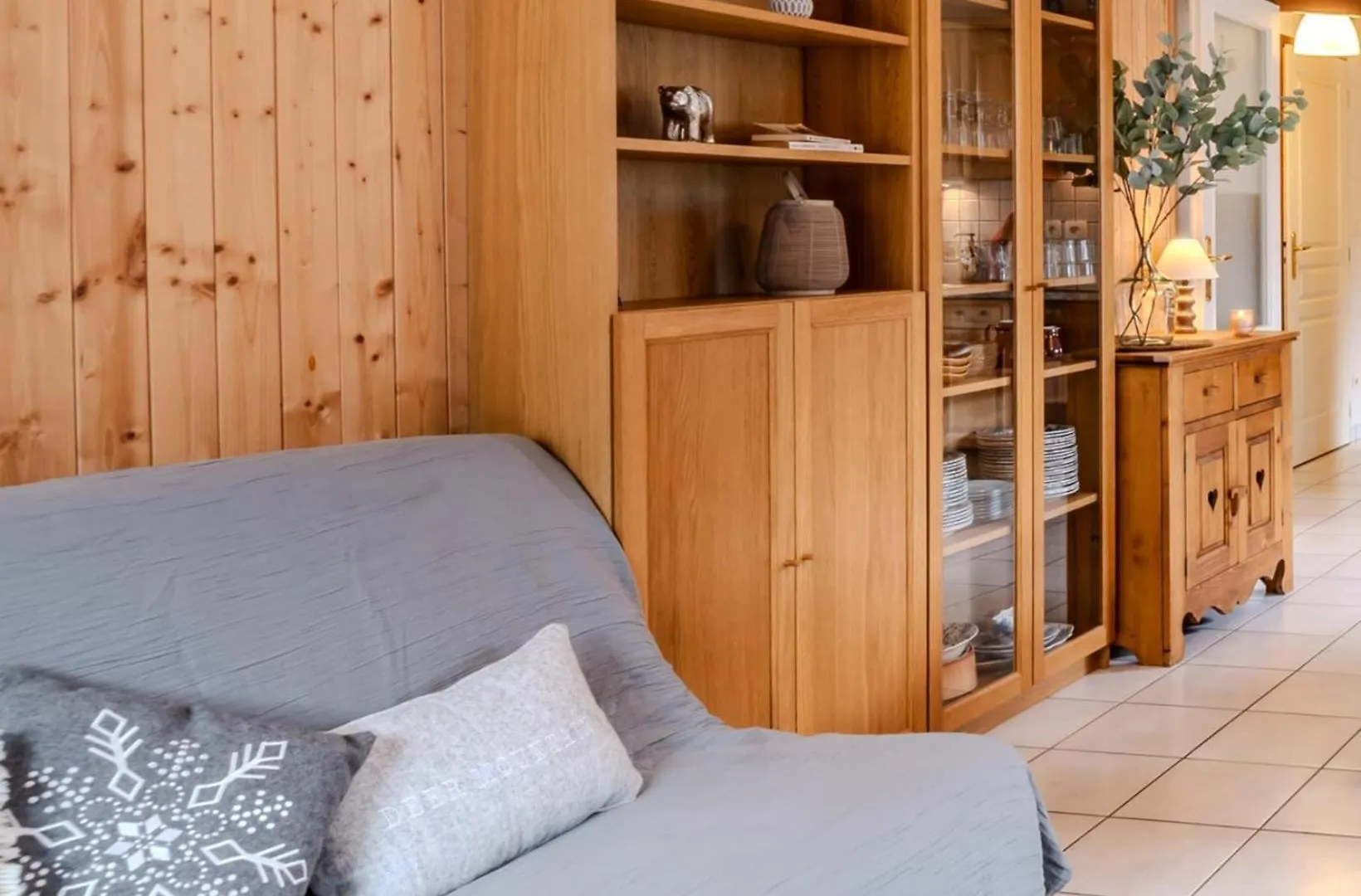 Slow Chalet Thones Lake & Mountain 15 Min To Ski Lift Balcony Parking فرنسا
